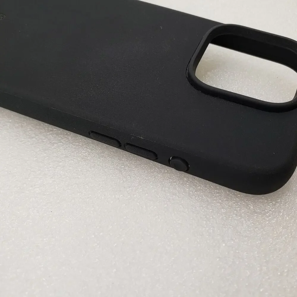 TineeOwl Magnetic Protective Case for iPhone 16 Pro (Black)